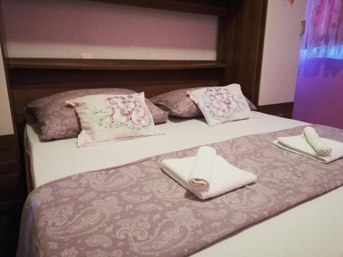 Villa Roza 2 Marina Luaran gambar